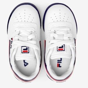 Feature A Cool But  Subdued  Design in Little Kids' Sizing. Size 9 Toddler boy